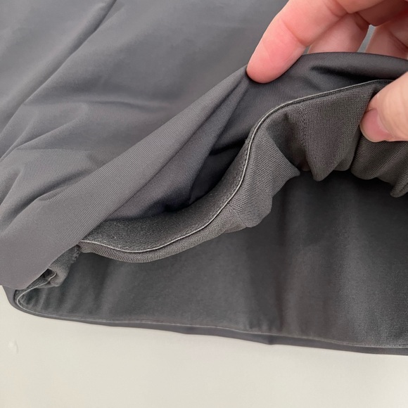 Athleta North Point Crop Rashguard size xs - Picture 4 of 5